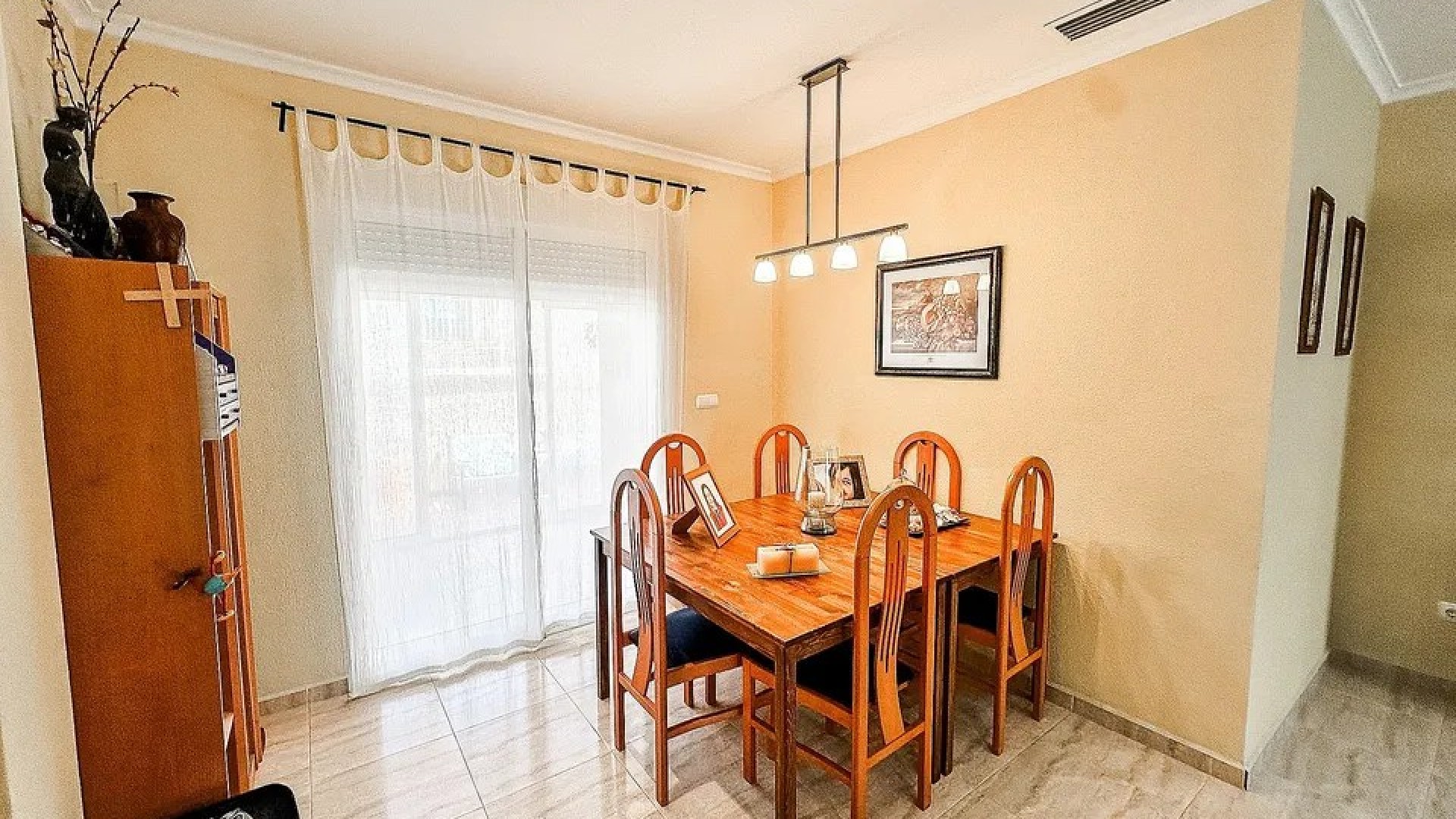 Venta - Casa de pueblo -
Hondón de los Fráiles