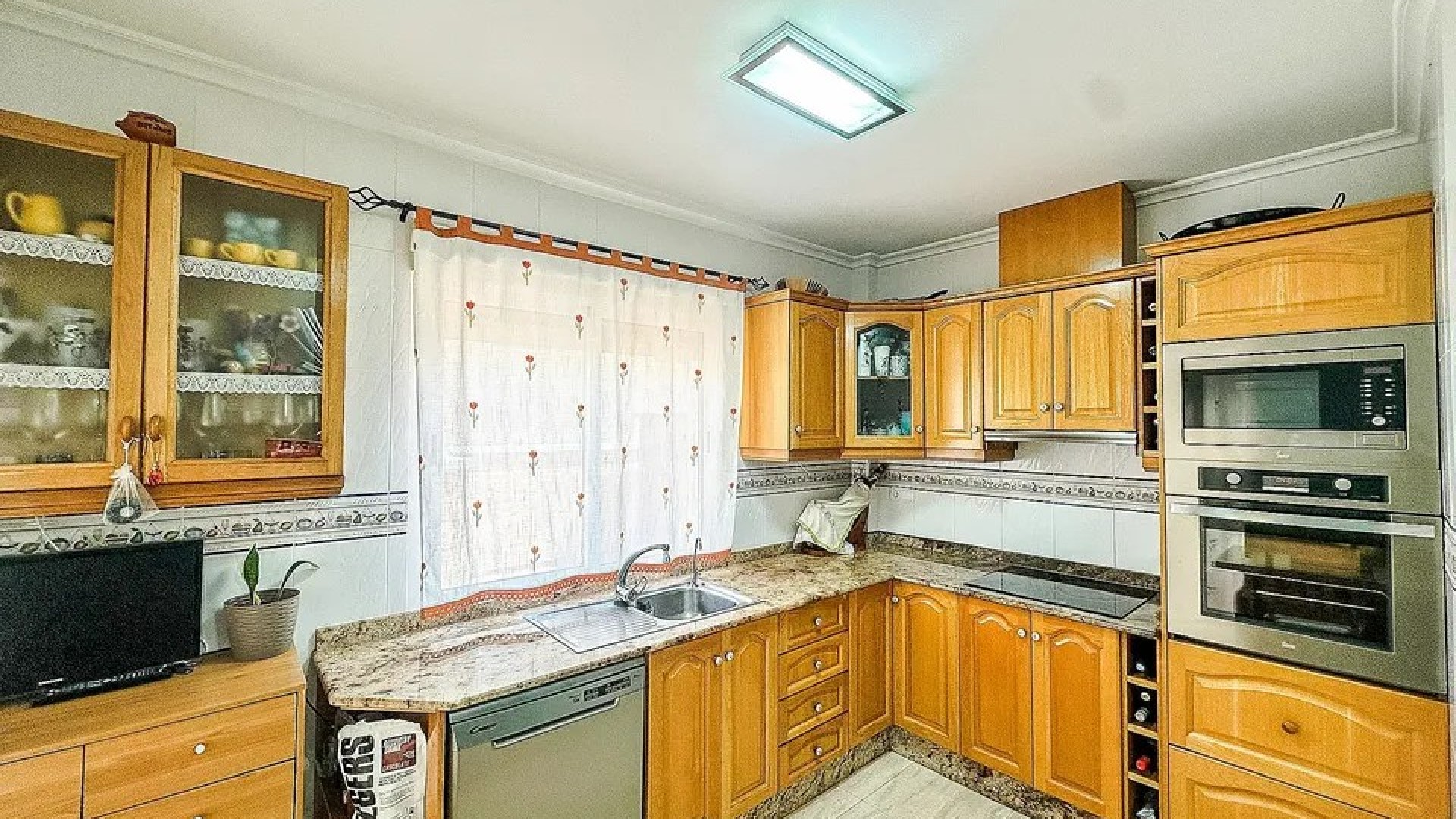 Venta - Casa de pueblo -
Hondón de los Fráiles