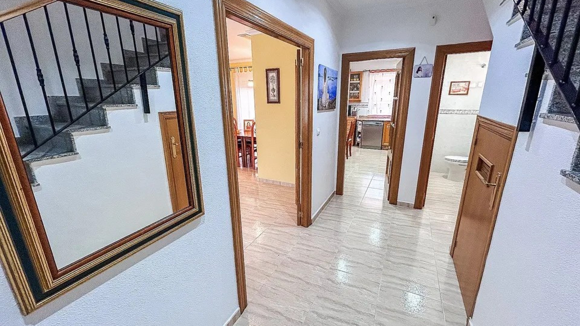 Venta - Casa de pueblo -
Hondón de los Fráiles