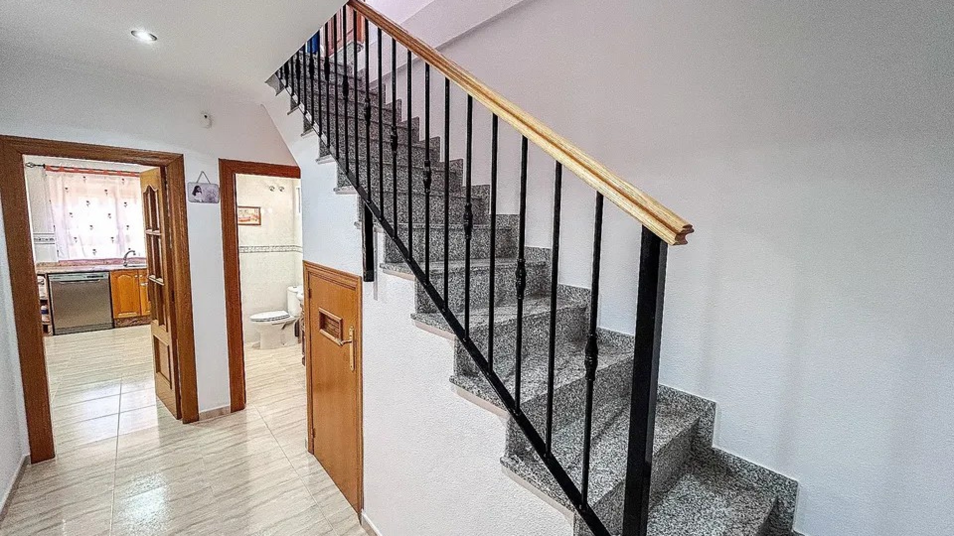 Venta - Casa de pueblo -
Hondón de los Fráiles