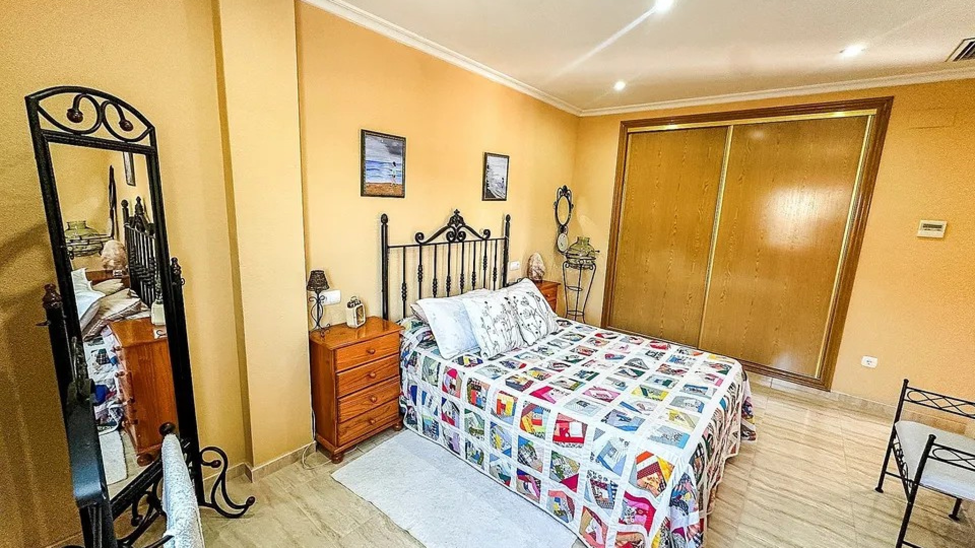 Venta - Casa de pueblo -
Hondón de los Fráiles