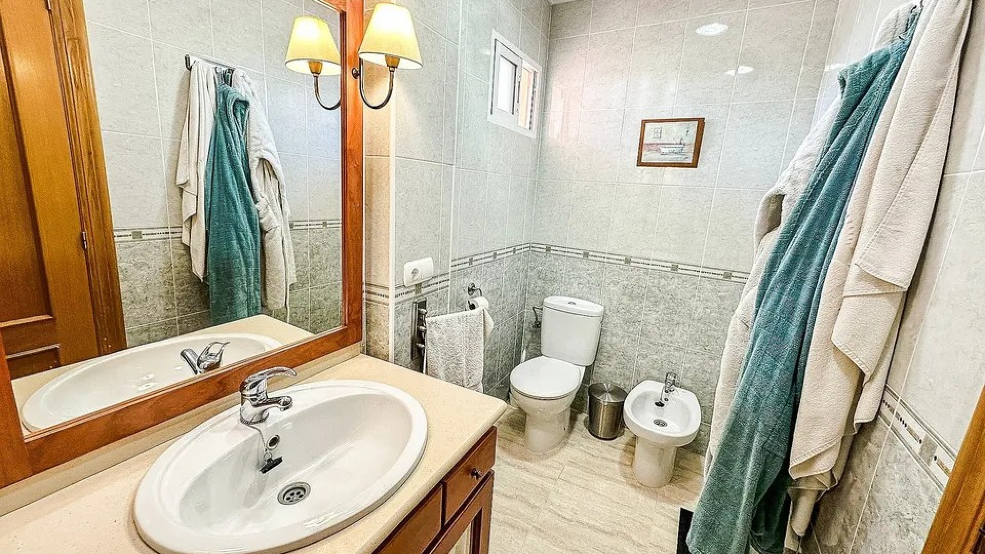 Venta - Casa de pueblo -
Hondón de los Fráiles