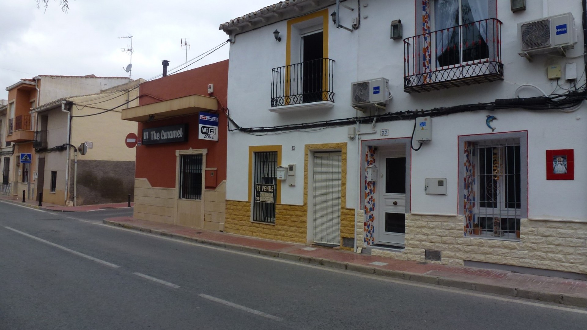 Venta - Casa de pueblo -
Hondón de los Fráiles