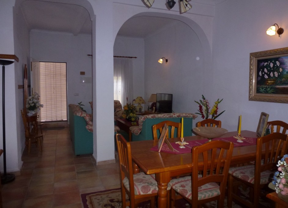 Venta - Casa de pueblo -
Hondón de los Fráiles