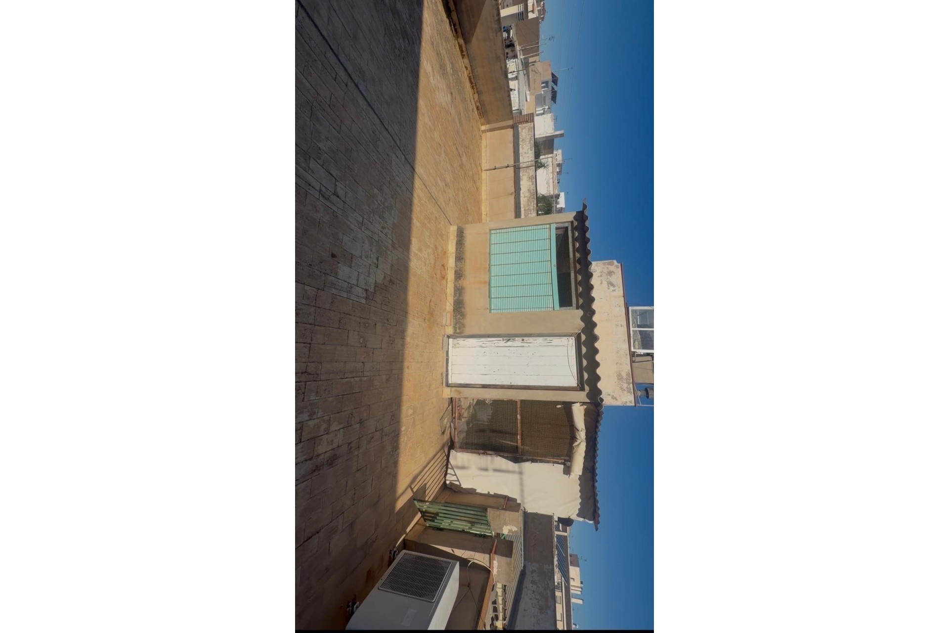 Venta - Casa de pueblo -
Los Alcazares