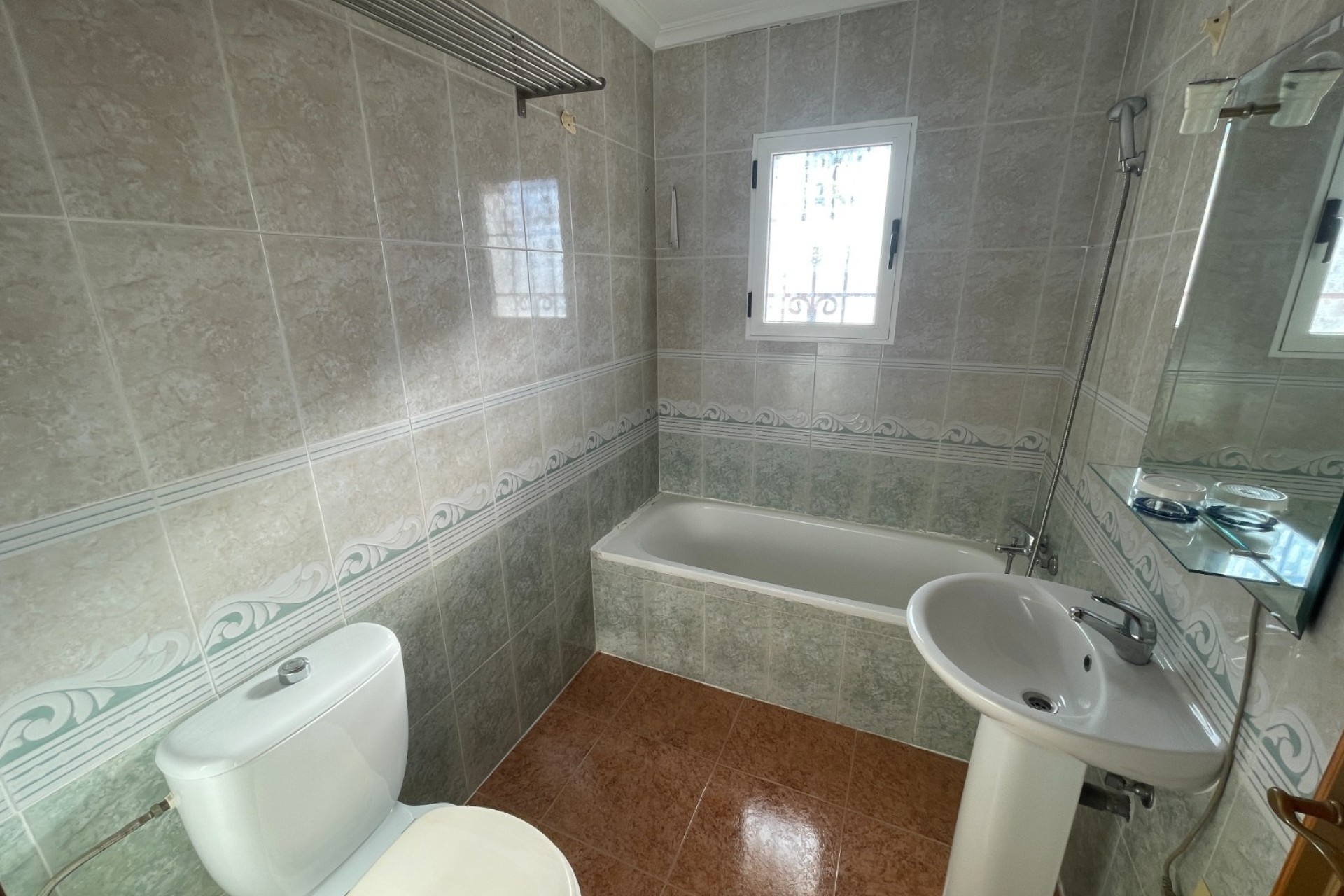 Venta - Casa de pueblo -
Los Montesinos - La Herrada