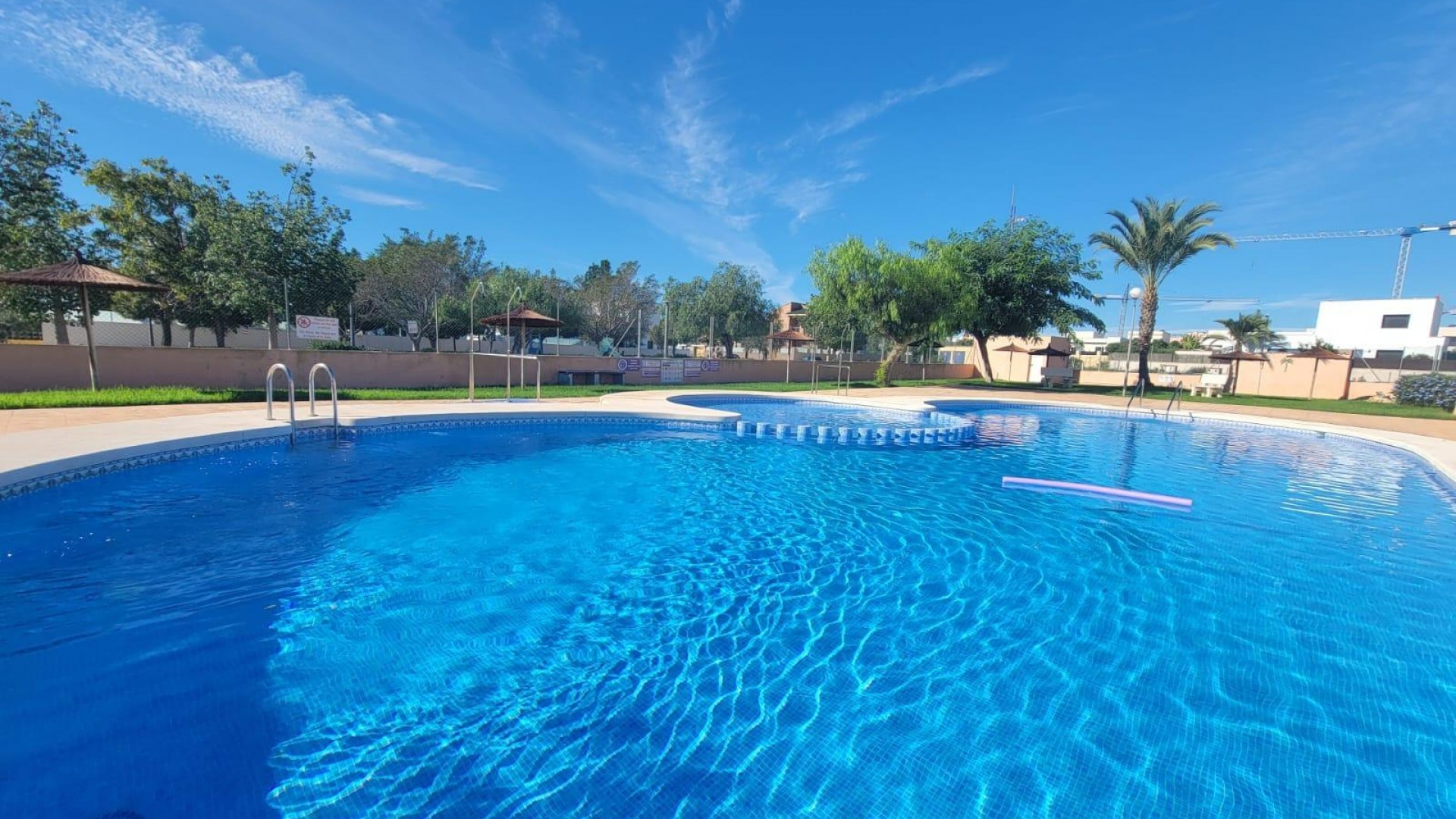 Venta - Casa de pueblo -
Los Montesinos - Los Montesinos - Urb. La Herrada