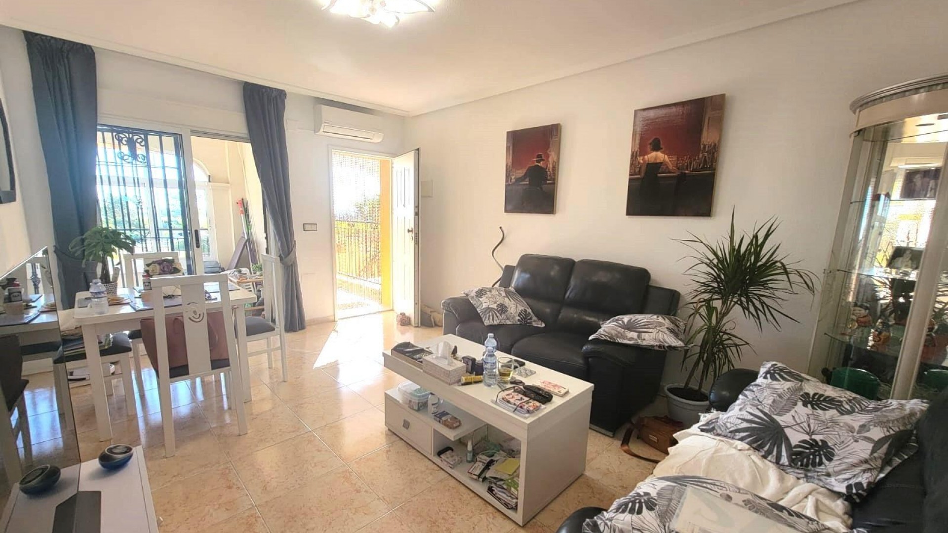 Venta - Casa de pueblo -
Los Montesinos - Los Montesinos - Urb. La Herrada