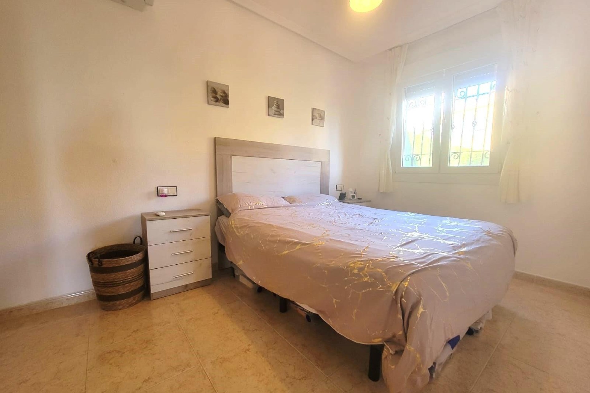 Venta - Casa de pueblo -
Los Montesinos - Los Montesinos - Urb. La Herrada