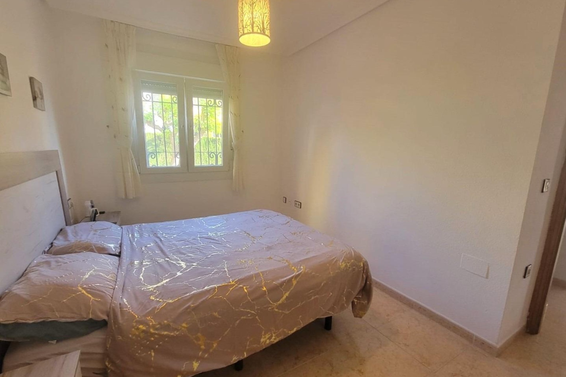 Venta - Casa de pueblo -
Los Montesinos - Los Montesinos - Urb. La Herrada