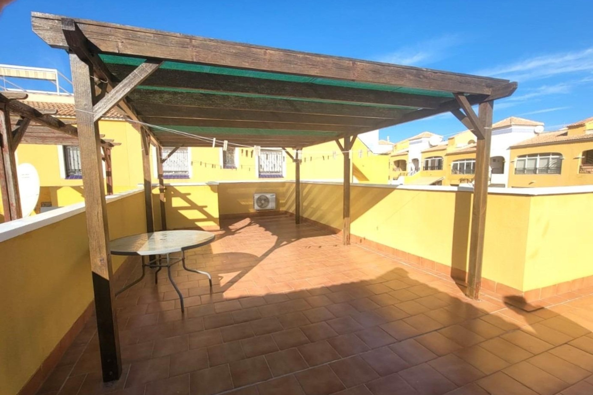 Venta - Casa de pueblo -
Los Montesinos - Los Montesinos - Urb. La Herrada