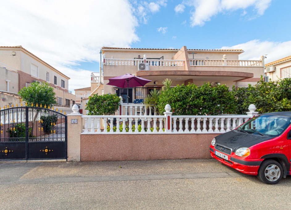 Venta - Casa de pueblo -
Orihuela Costa - Cabo Roig