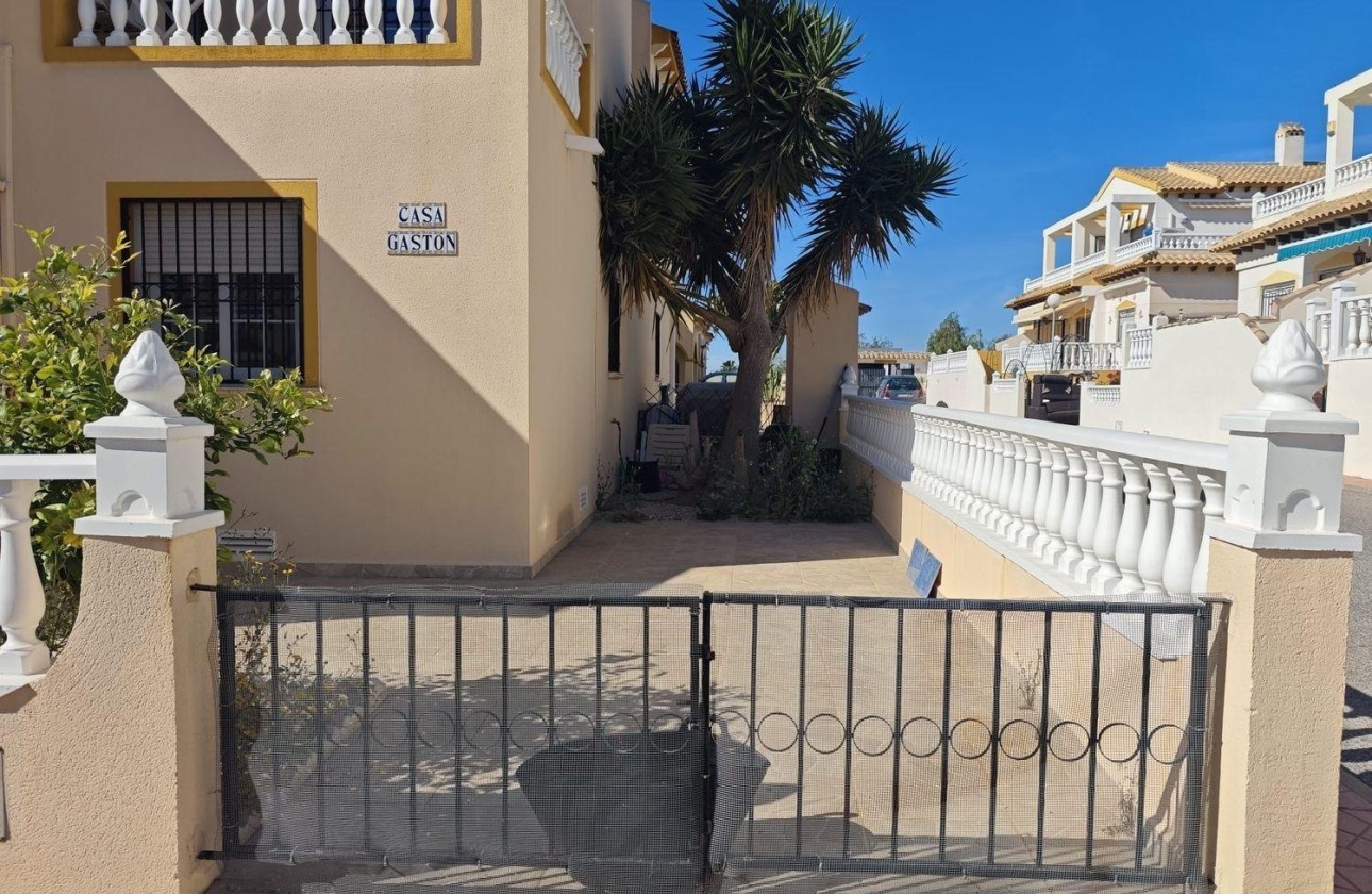 Venta - Casa de pueblo -
Orihuela Costa - La Florida