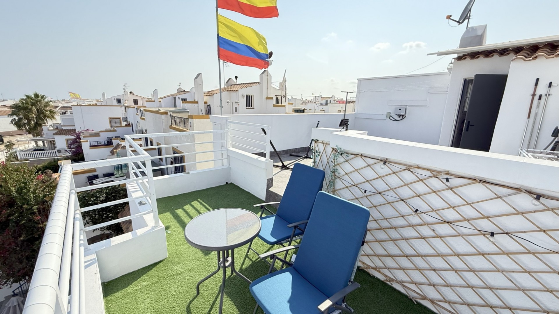 Venta - Casa de pueblo -
Orihuela Costa - La Zenia