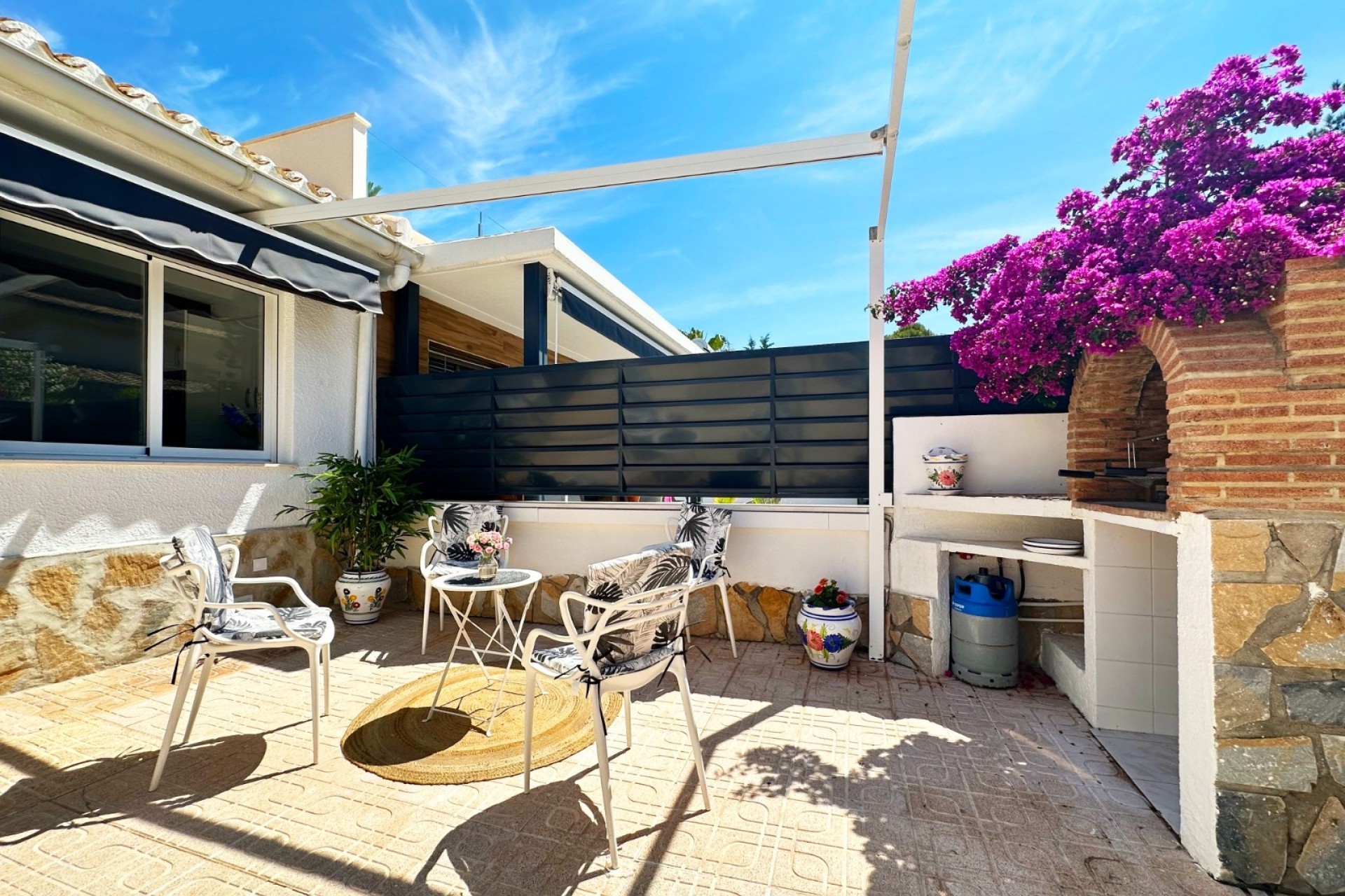 Venta - Casa de pueblo -
Orihuela Costa - La Zenia