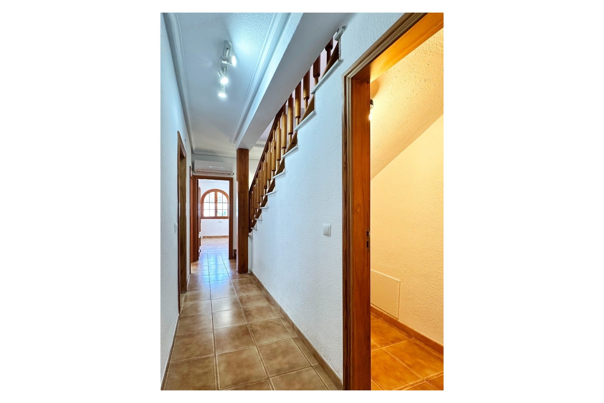 Venta - Casa de pueblo -
Orihuela Costa - La Zenia