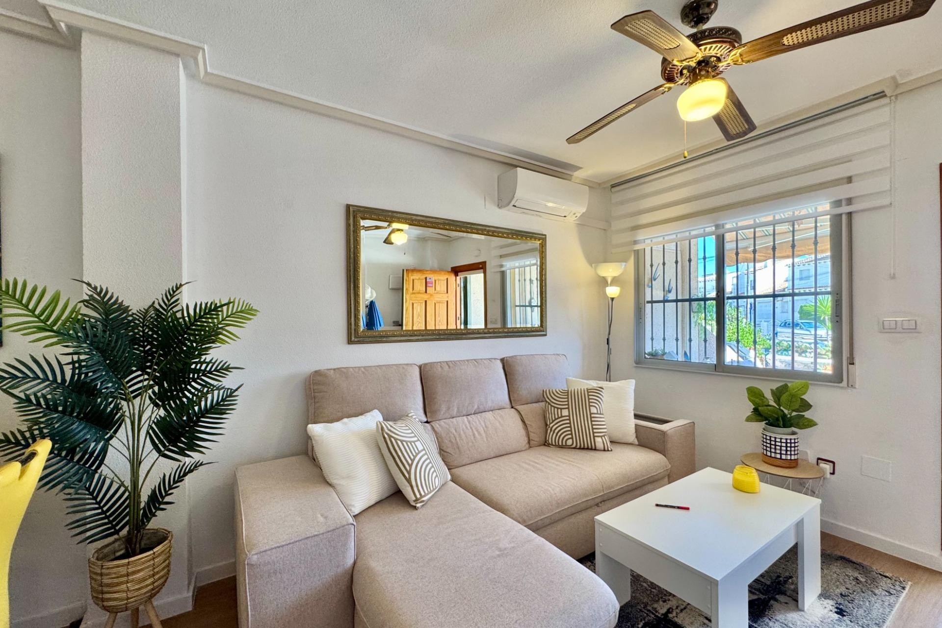 Venta - Casa de pueblo -
Orihuela Costa - Las Filipinas