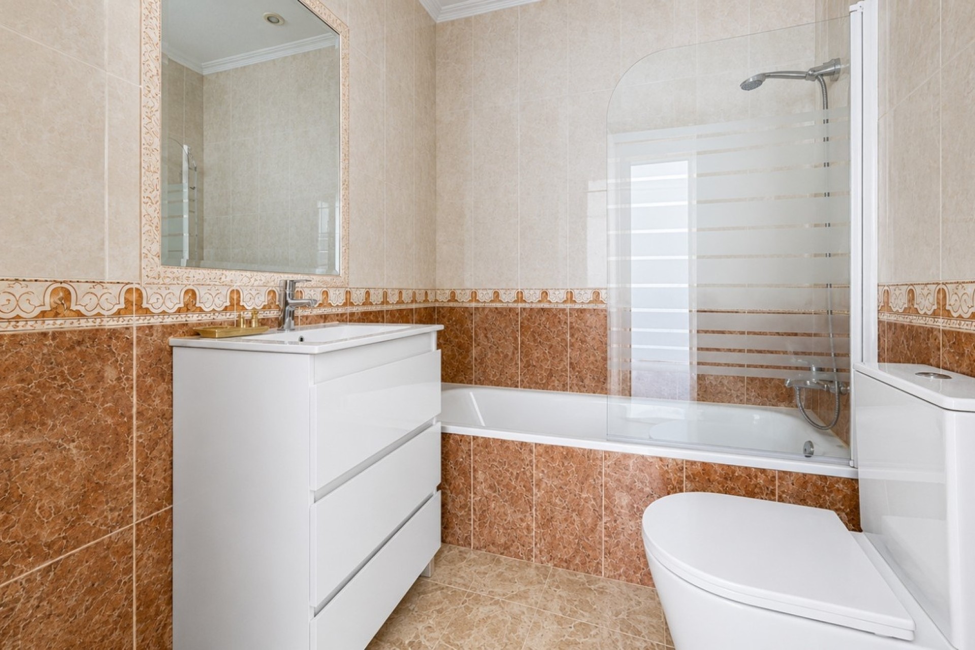 Venta - Casa de pueblo -
Orihuela Costa - Los Almendros