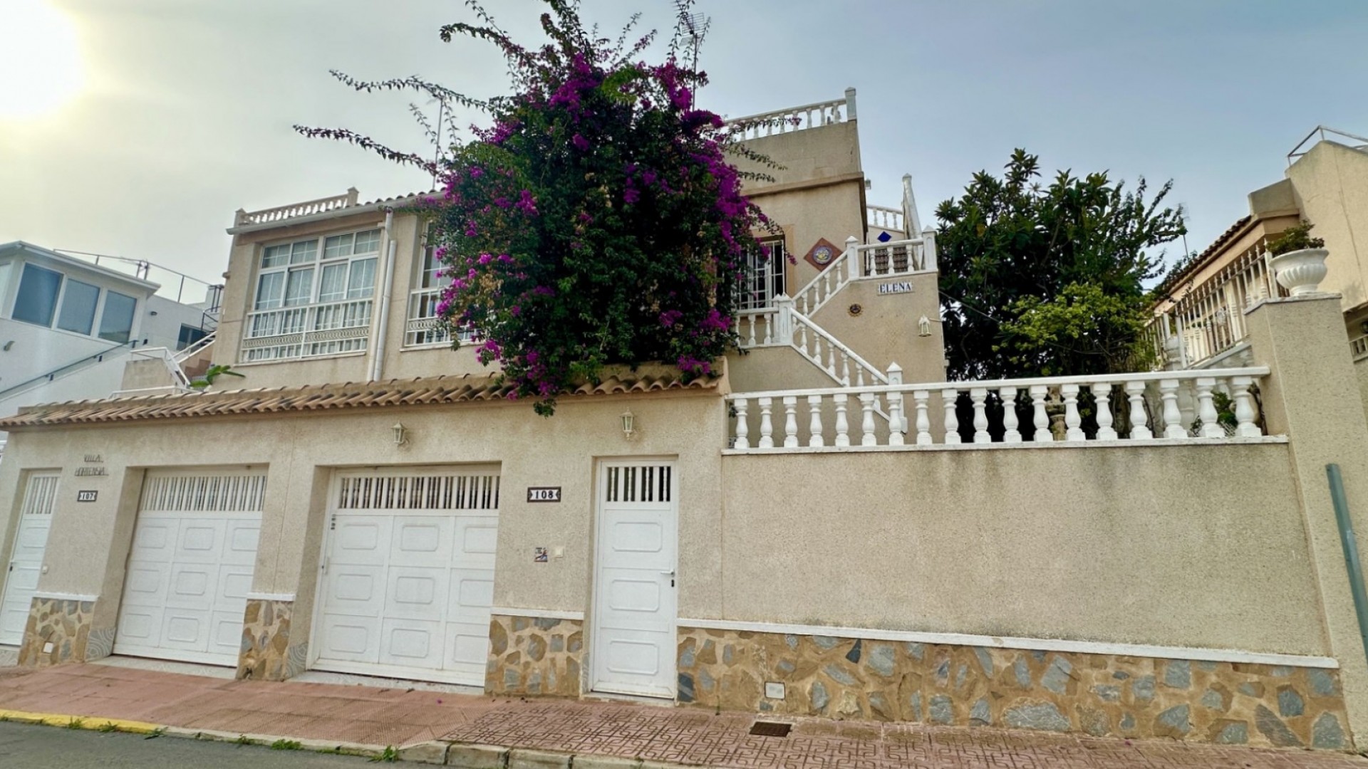 Venta - Casa de pueblo -
Orihuela Costa - Los Altos