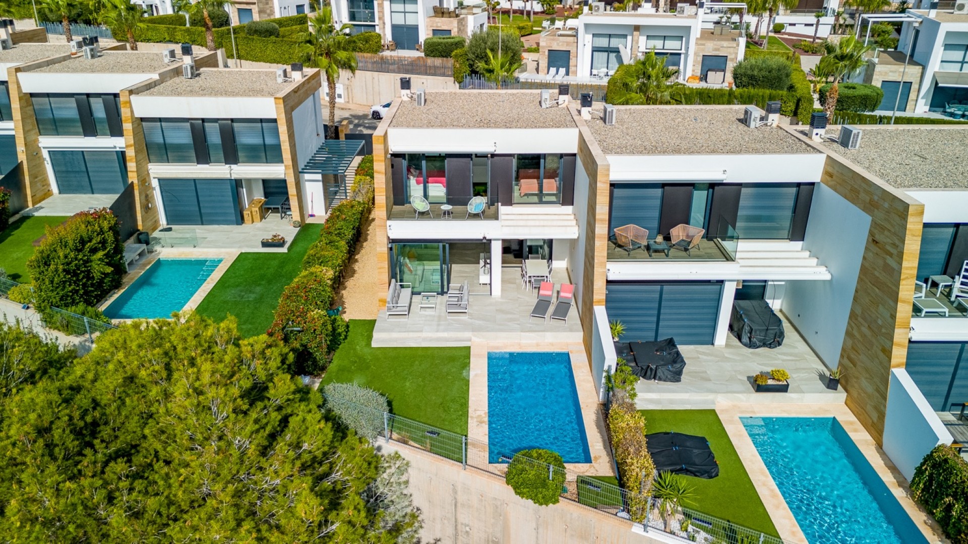 Venta - Casa de pueblo -
Orihuela Costa - Los Dolses