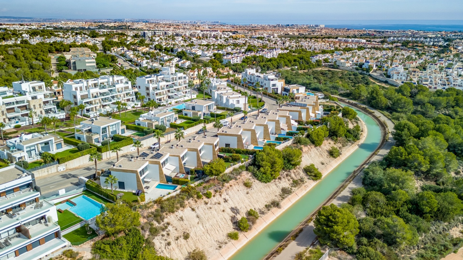 Venta - Casa de pueblo -
Orihuela Costa - Los Dolses