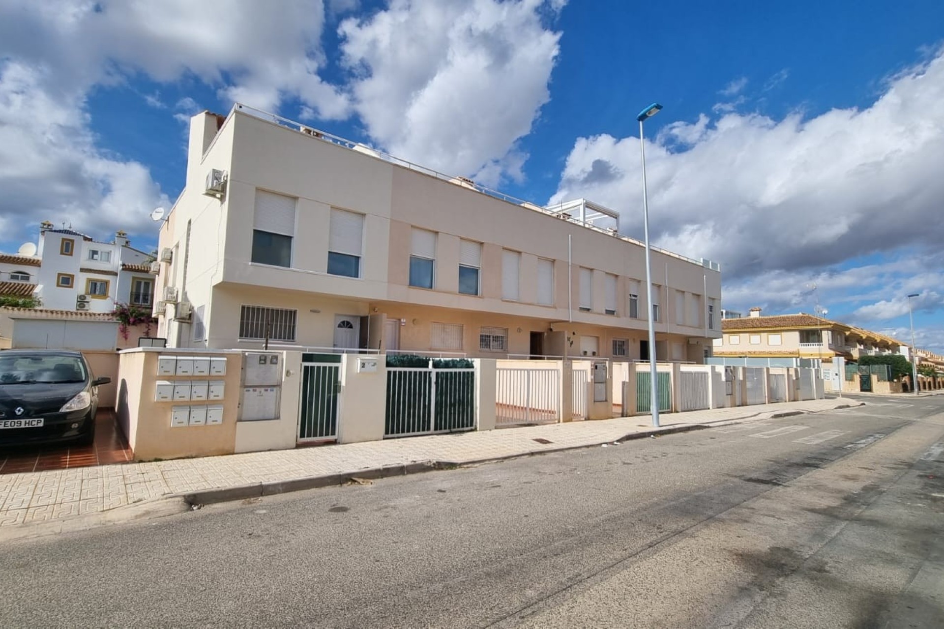 Venta - Casa de pueblo -
Orihuela Costa - Los Dolses