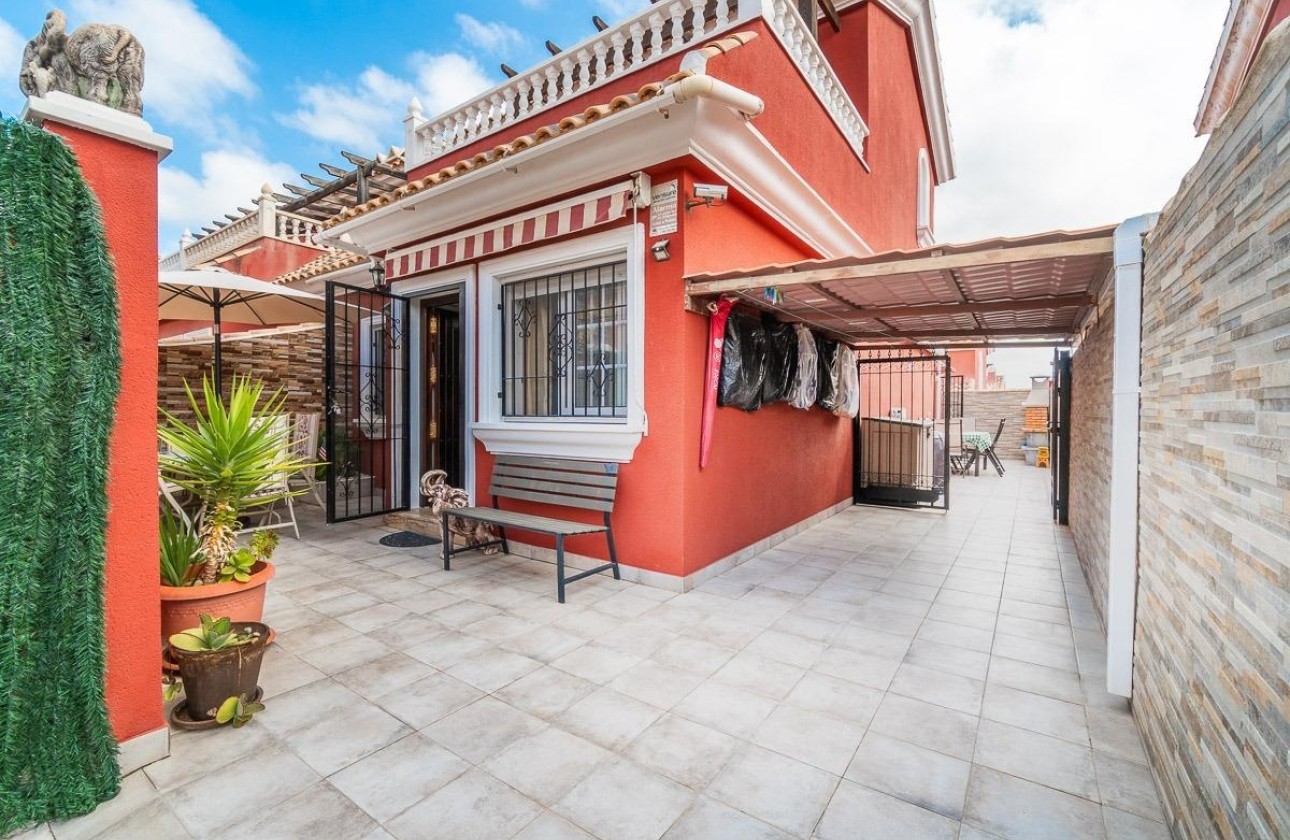 Venta - Casa de pueblo -
Orihuela Costa - PAU 8