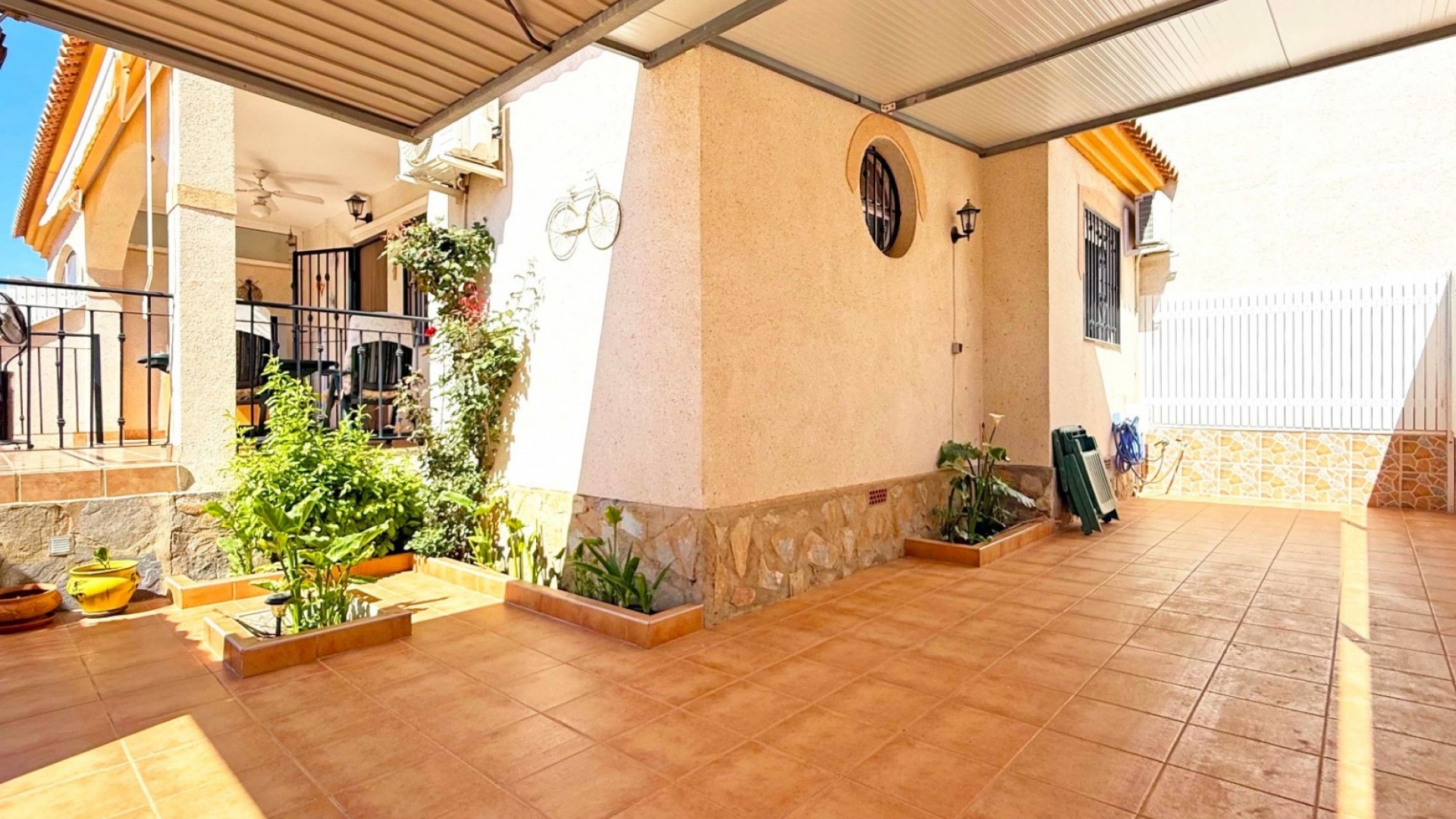 Venta - Casa de pueblo -
Orihuela Costa - Playa Flamenca