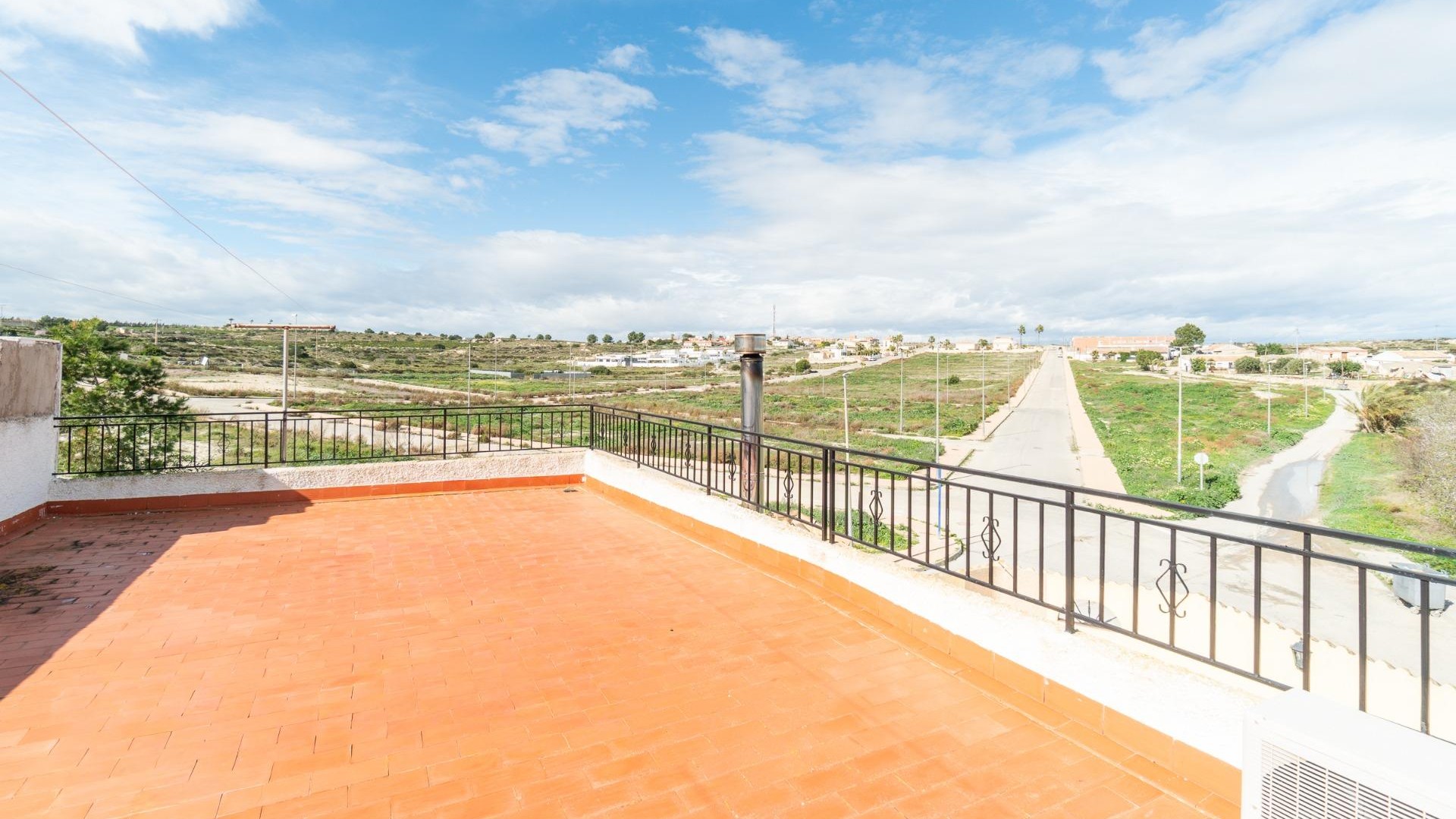 Venta - Casa de pueblo -
Orihuela - Desamparados-Hurchillo-Torremendo