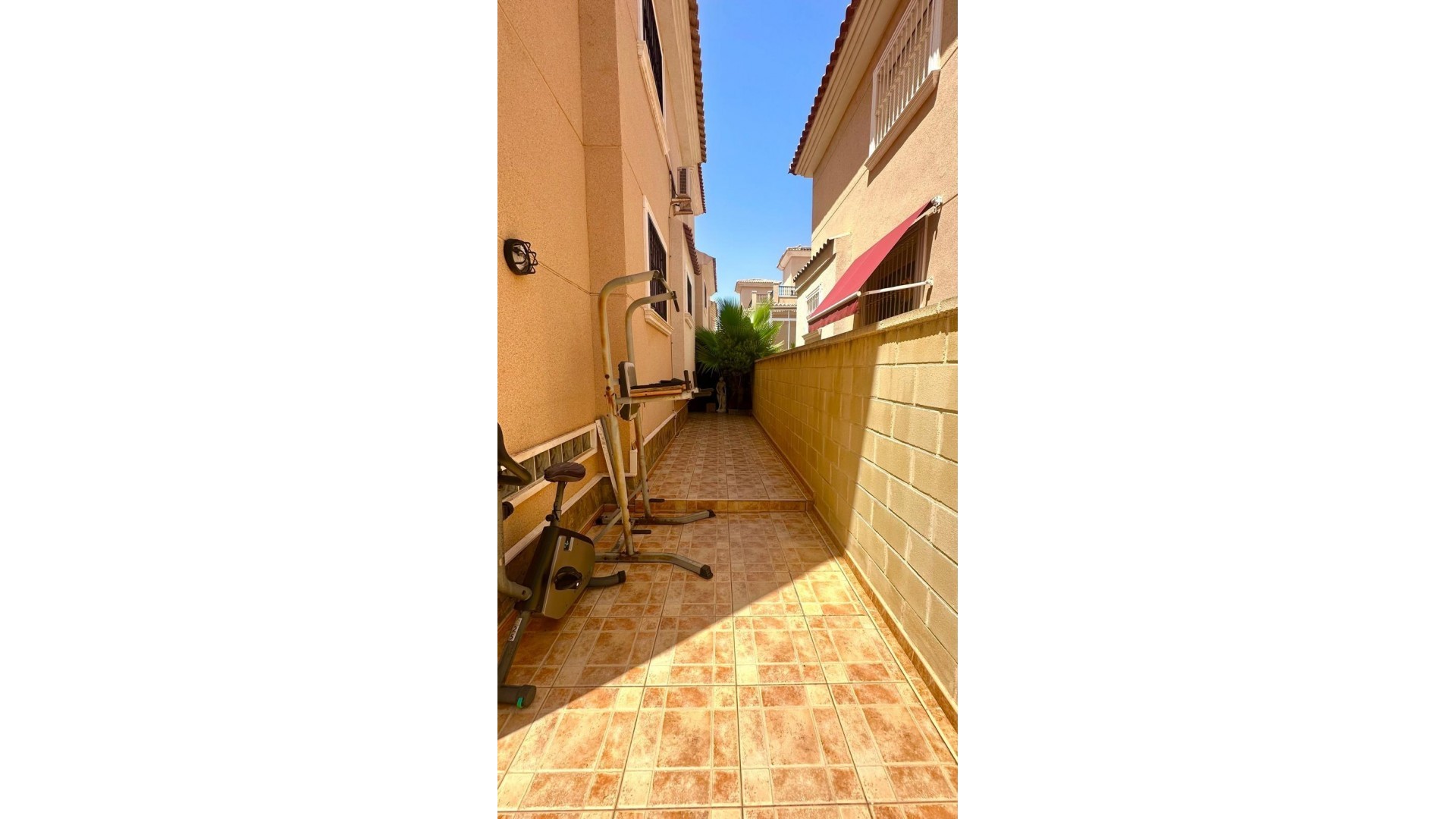 Venta - Casa de pueblo -
Orihuela - Urbanización Perla del Mar