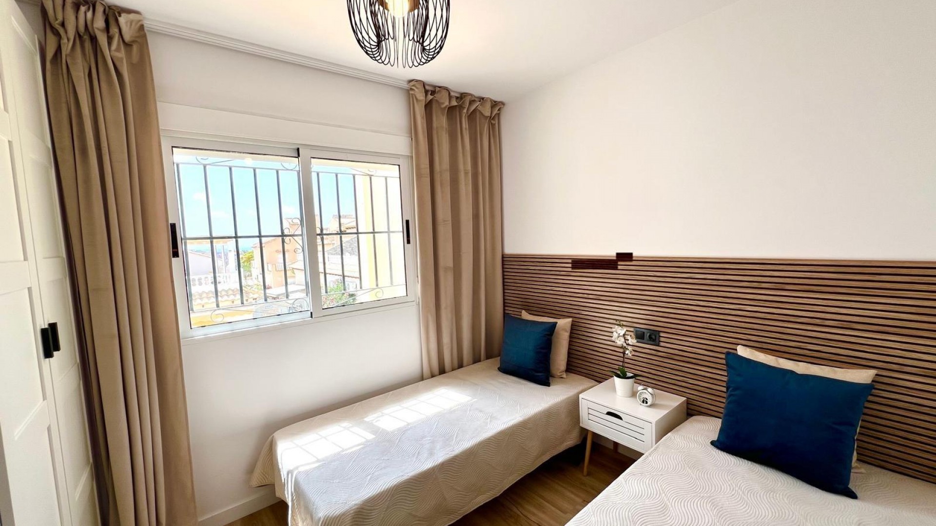 Venta - Casa de pueblo -
Orihuela - Urbanización Perla del Mar