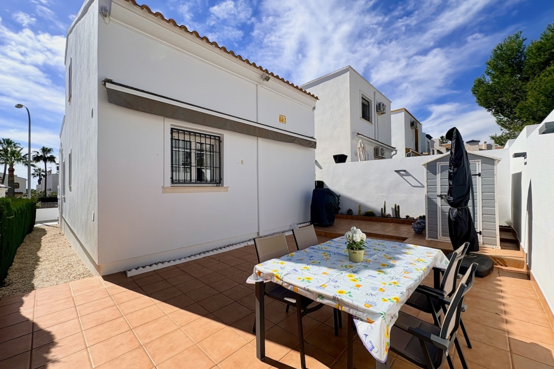 Venta - Casa de pueblo -
Orihuela - Villamartin