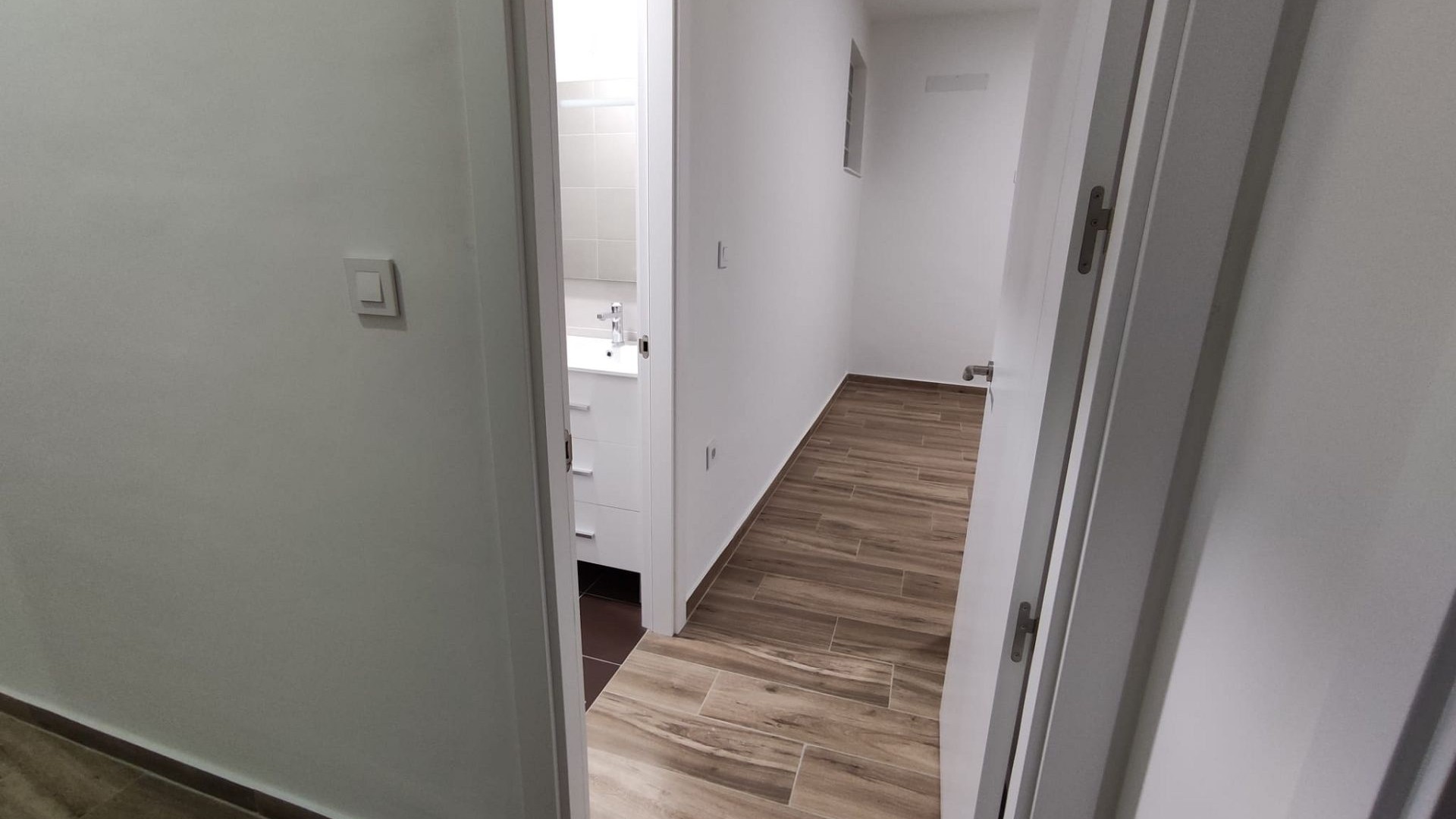 Venta - Casa de pueblo -
Petrer