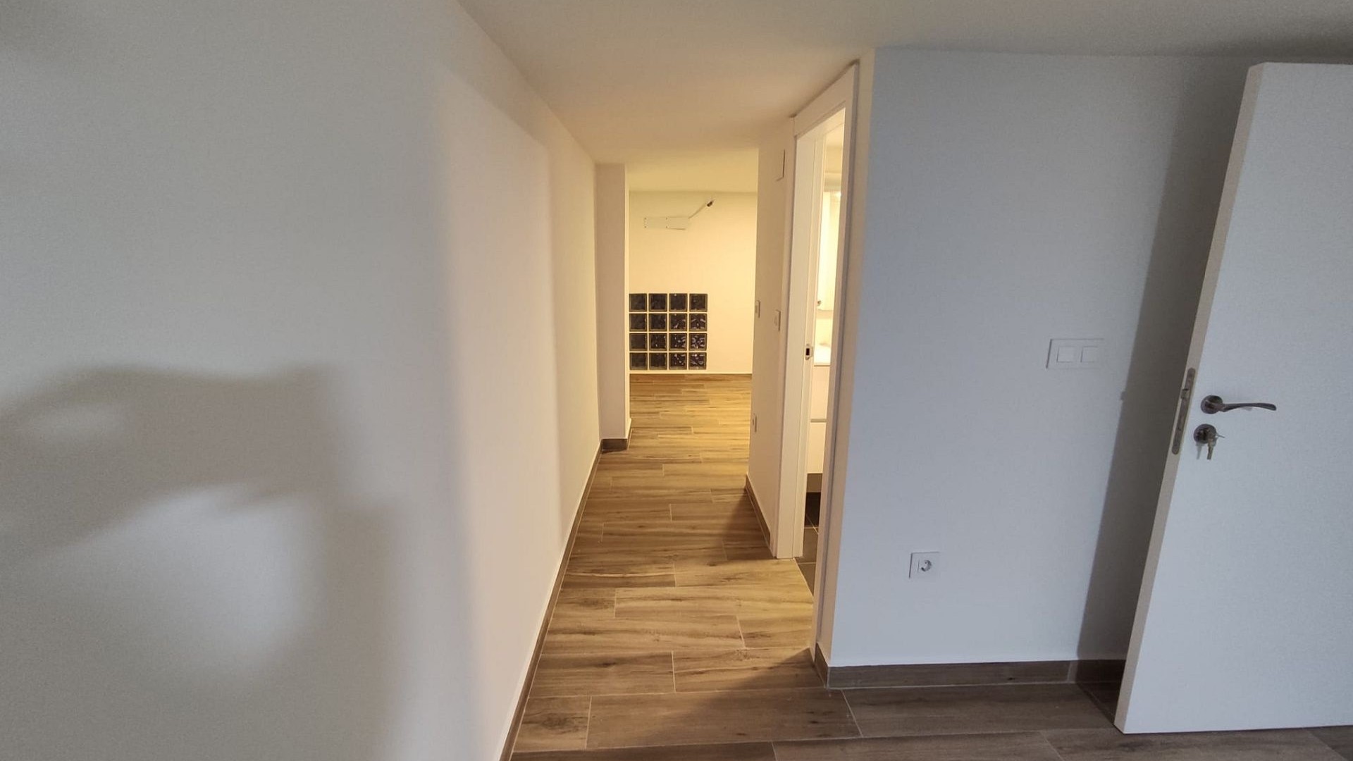 Venta - Casa de pueblo -
Petrer