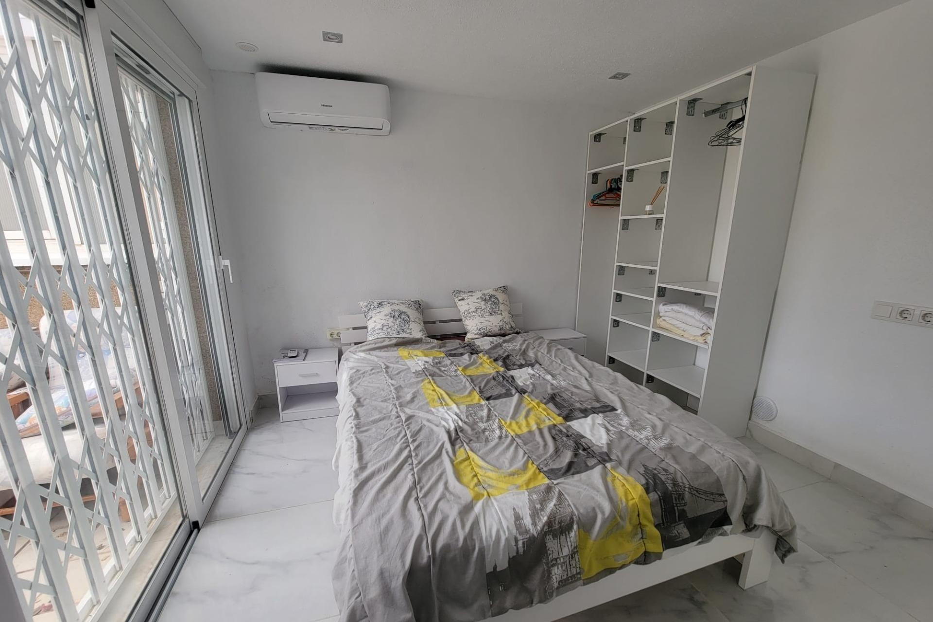 Venta - Casa de pueblo -
Pilar de la Horadada - Torre de la Horadada