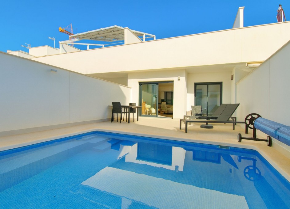 Venta - Casa de pueblo -
Pilar de la Horadada