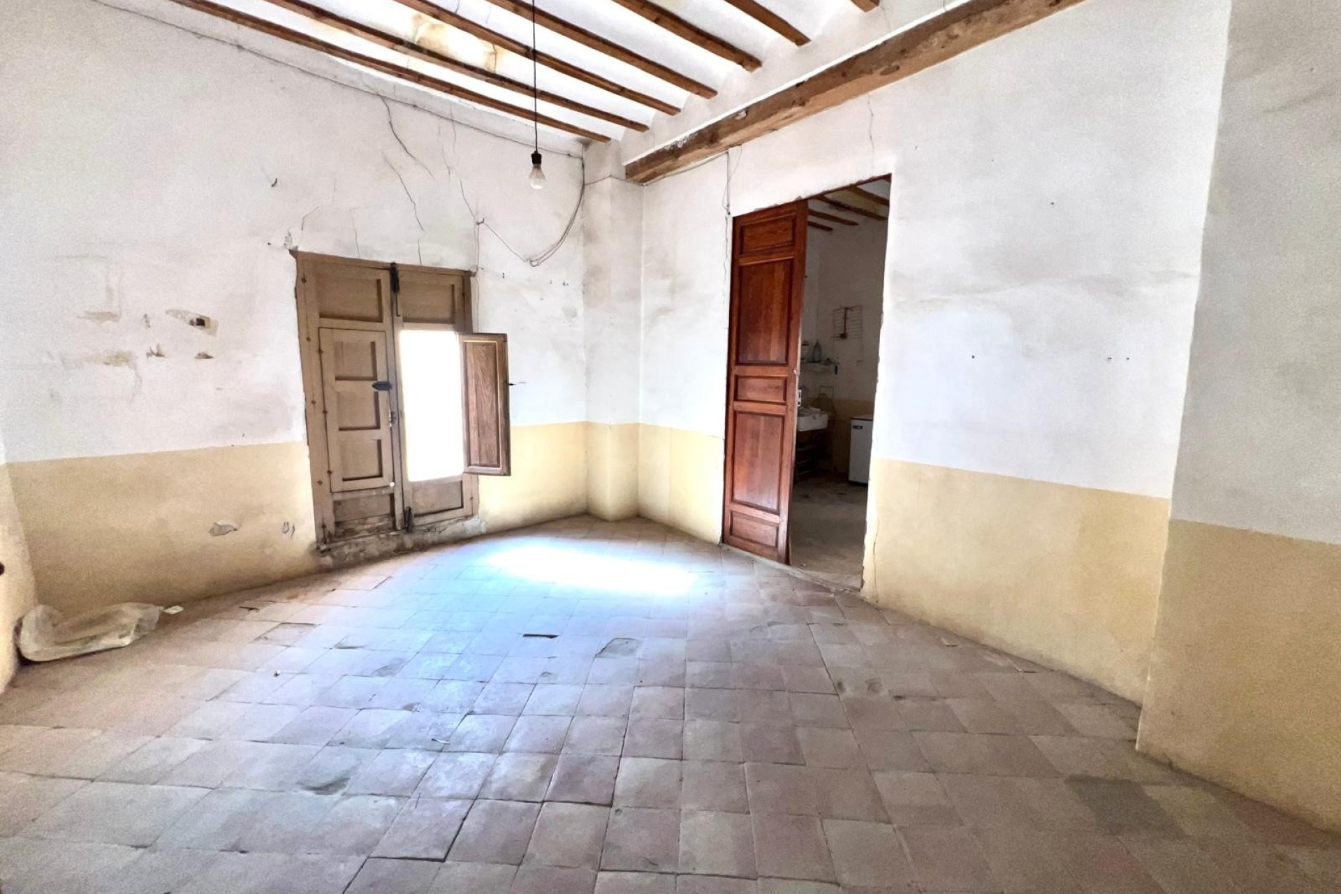Venta - Casa de pueblo -
Pinoso - Inland