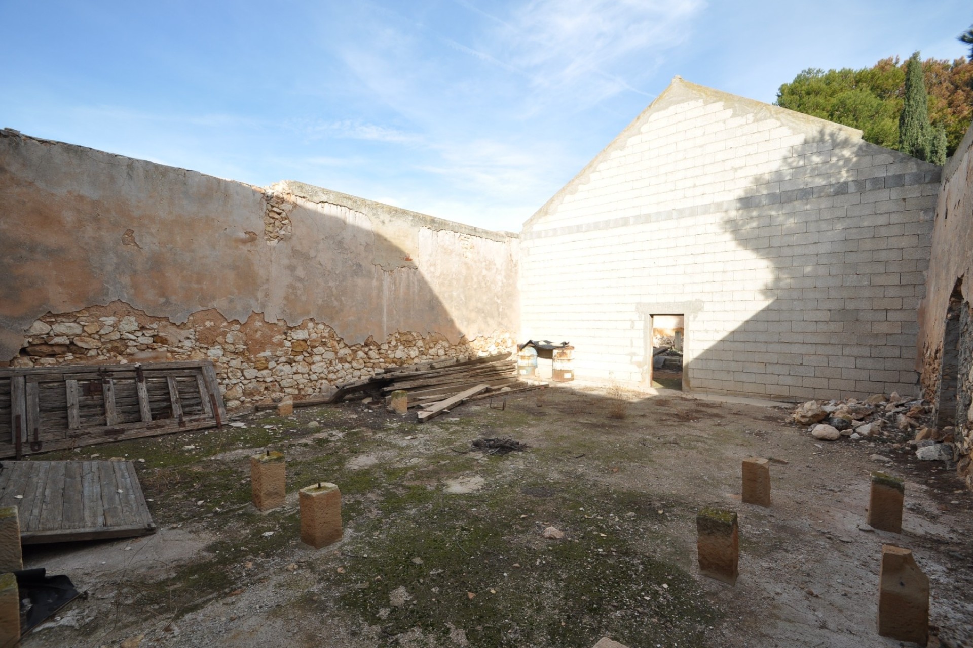Venta - Casa de pueblo -
Pinoso - Inland