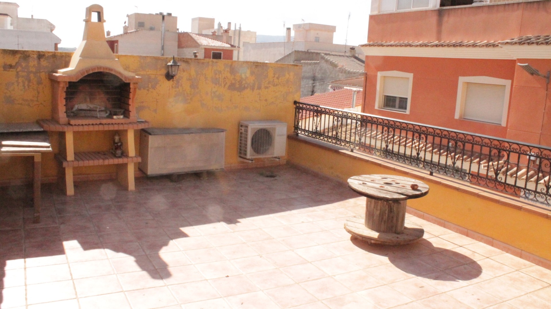 Venta - Casa de pueblo -
Pinoso - Pinoso Alicante