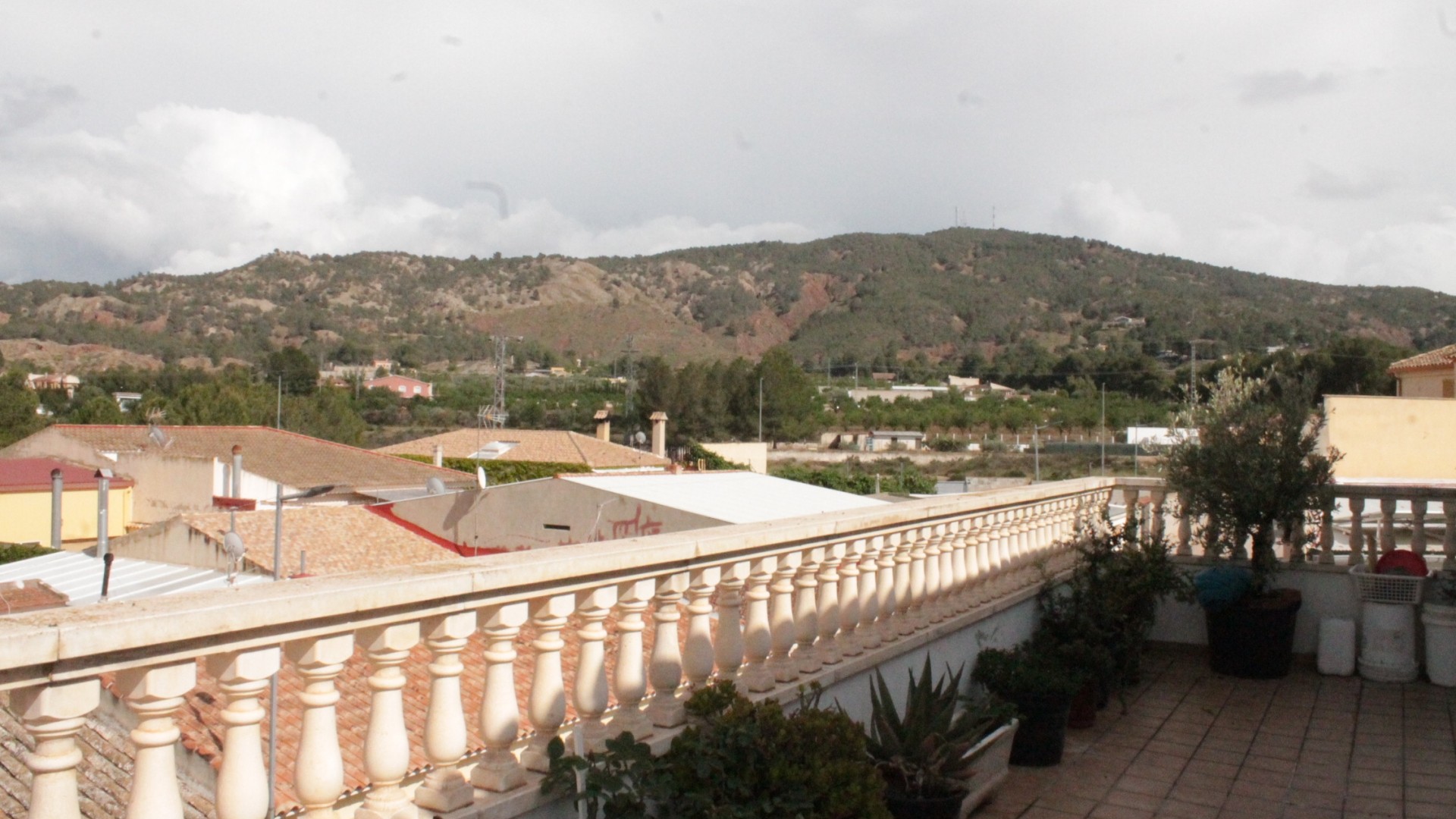 Venta - Casa de pueblo -
Pinoso - Pinoso Alicante