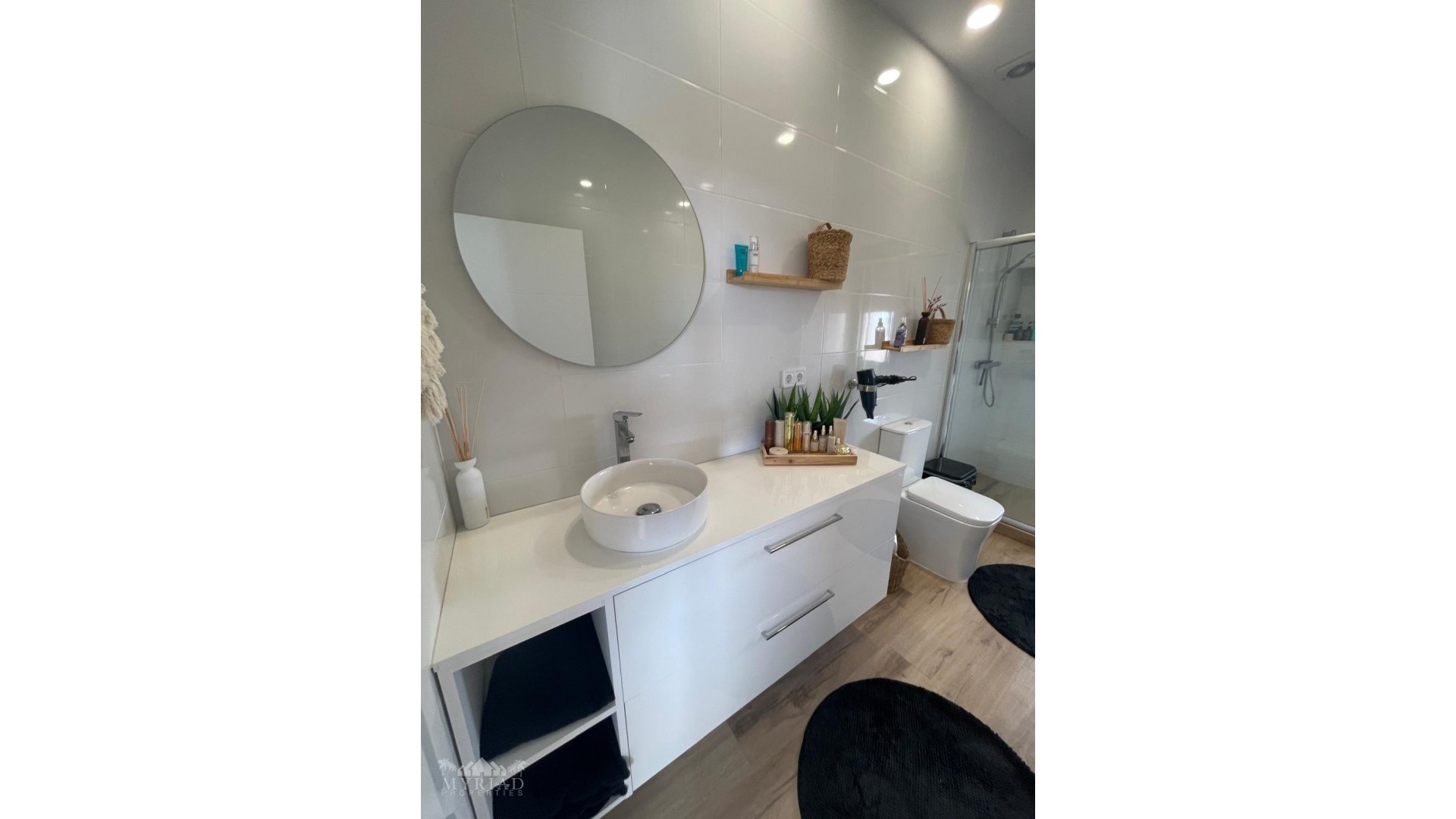 Venta - Casa de pueblo -
Pinoso - Pinoso Alicante