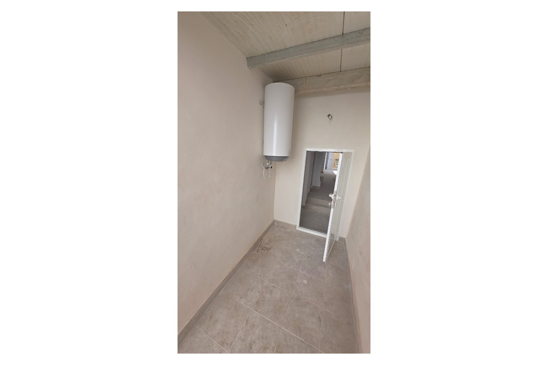 Venta - Casa de pueblo -
Pinoso