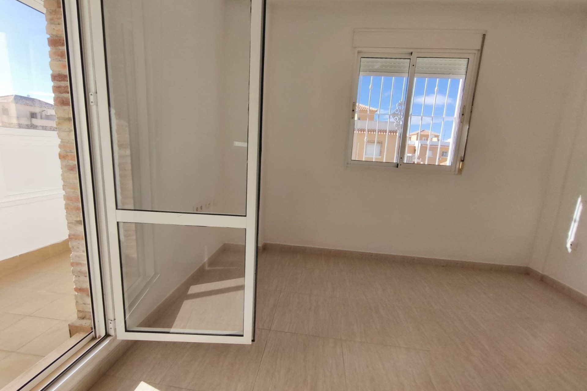 Venta - Casa de pueblo -
Rojales - Lo Marabú