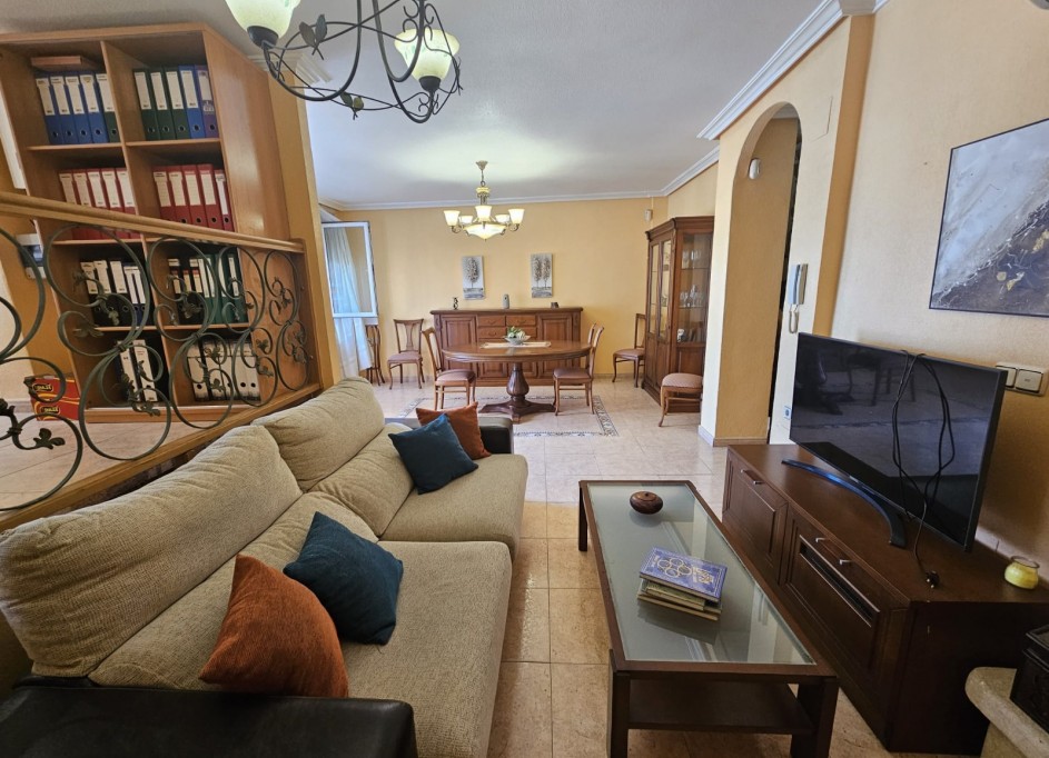 Venta - Casa de pueblo -
Rojales - Pueblo