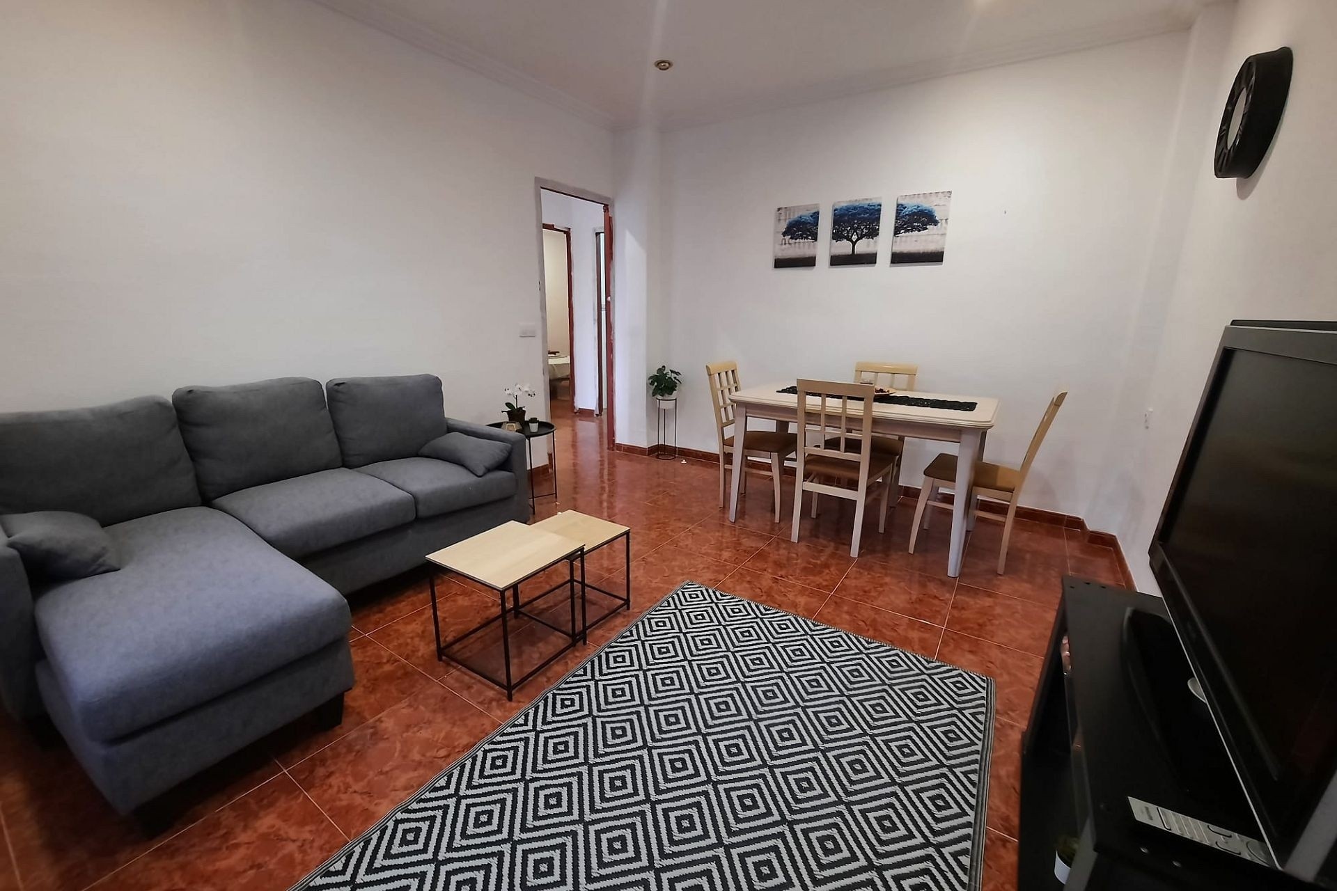 Venta - Casa de pueblo -
Salinas