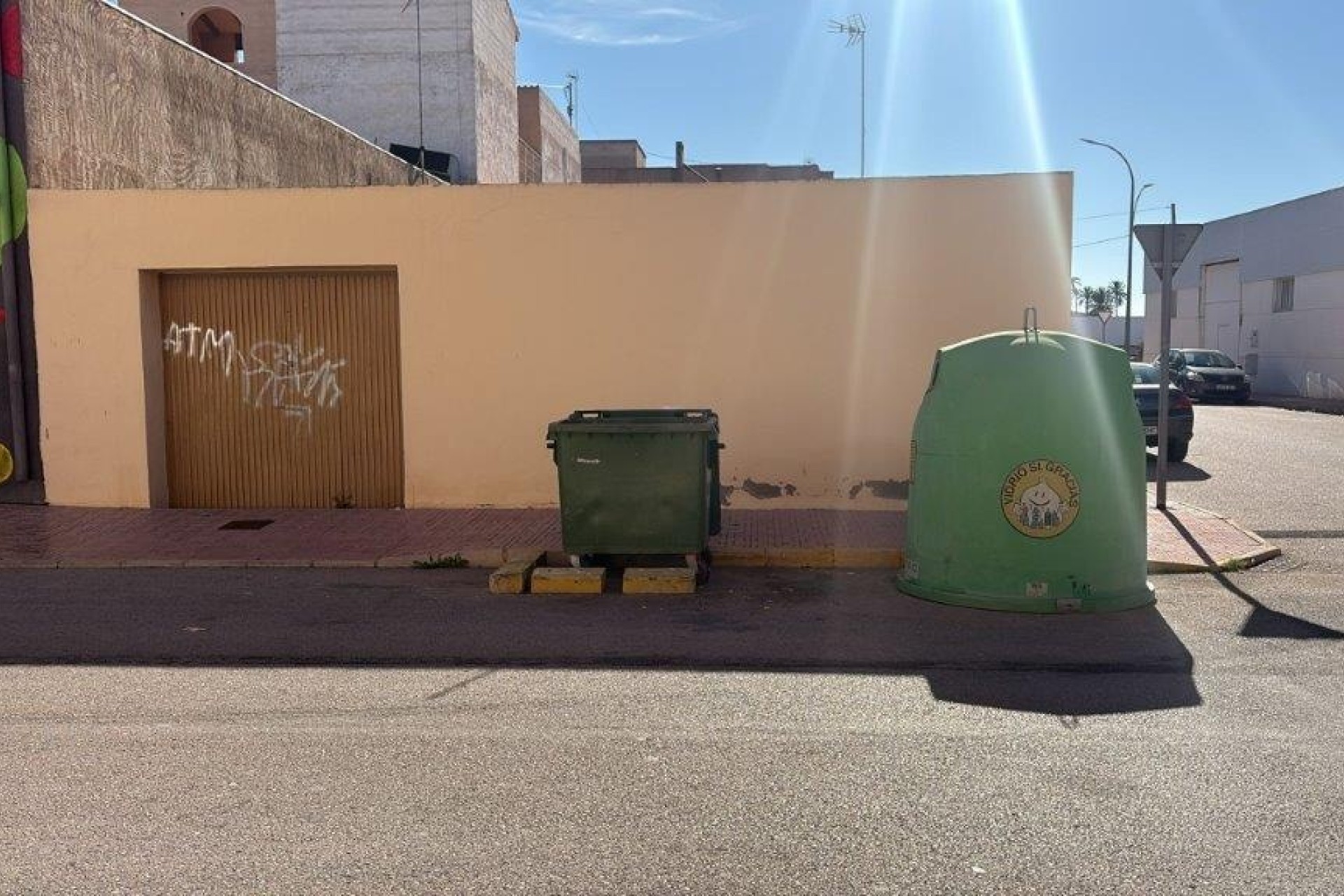 Venta - Casa de pueblo -
San Isidro