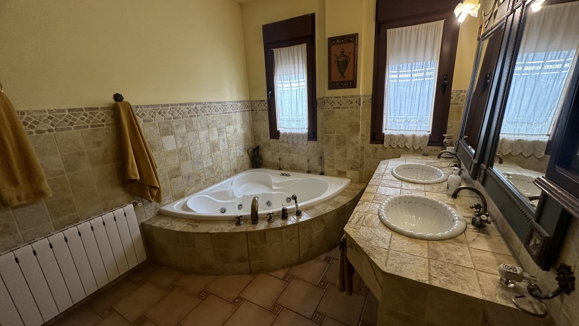 Venta - Casa de pueblo -
San Miguel de Salinas