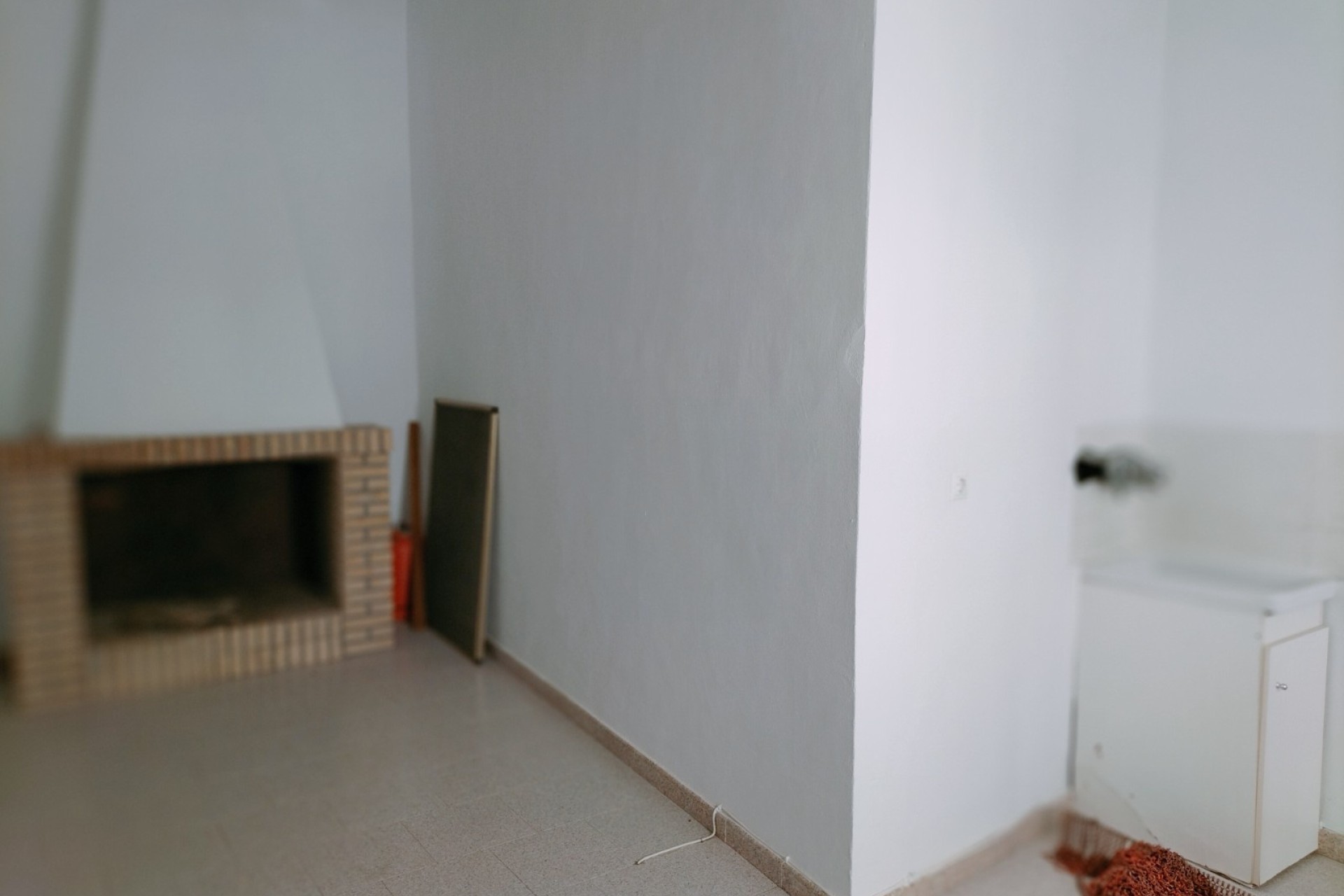 Venta - Casa de pueblo -
SAX - Inland