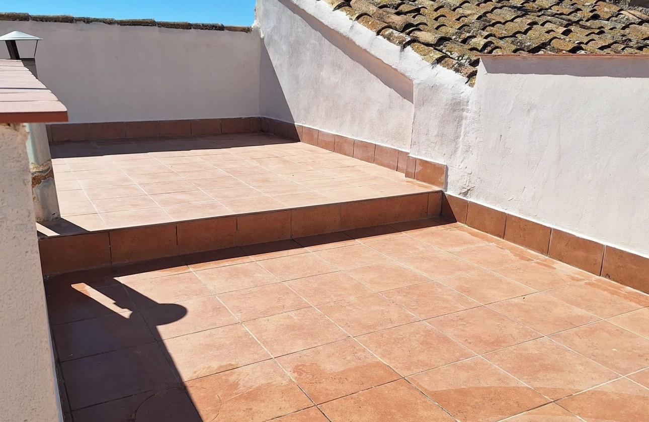 Venta - Casa de pueblo -
SAX