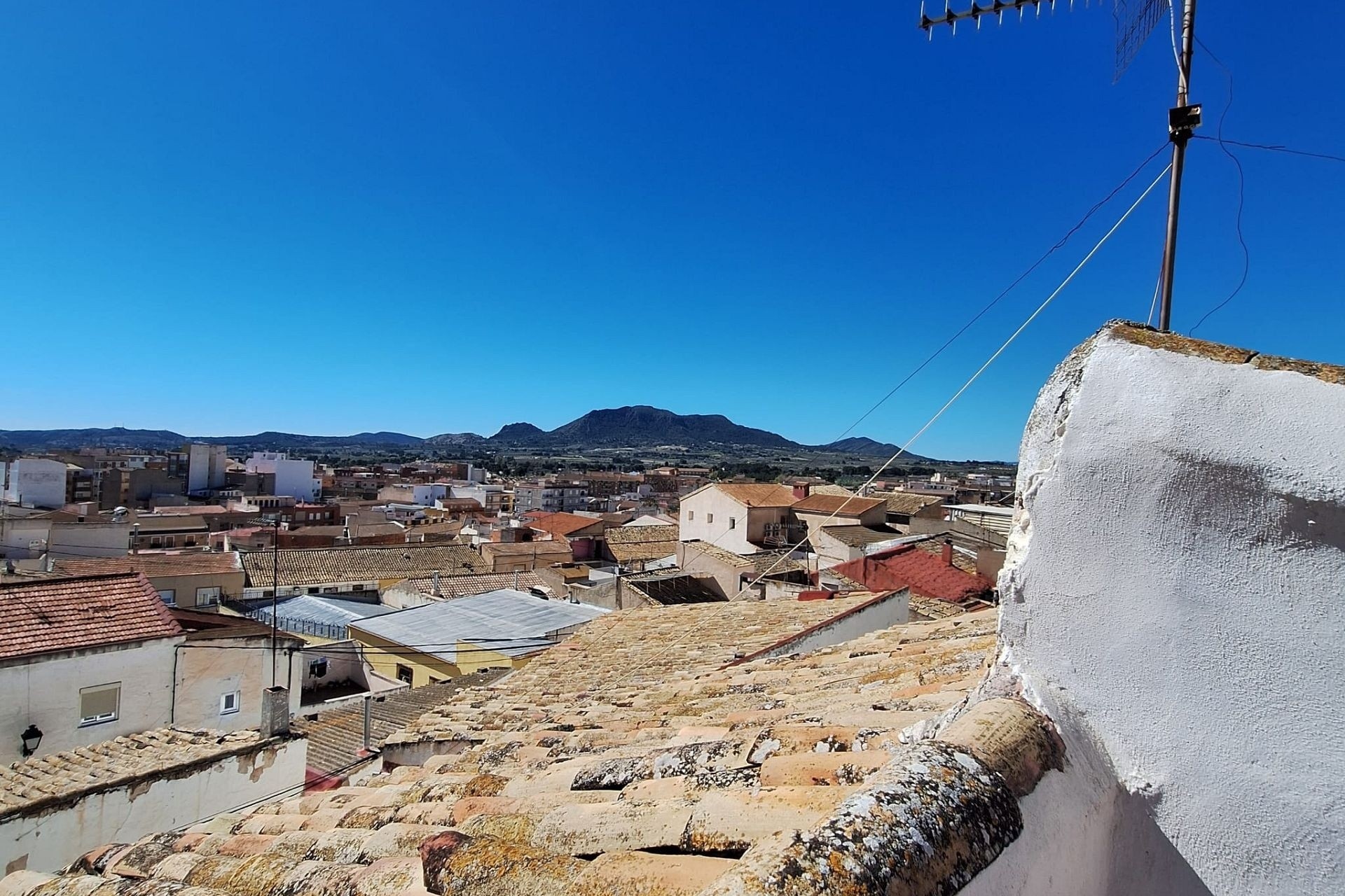 Venta - Casa de pueblo -
SAX